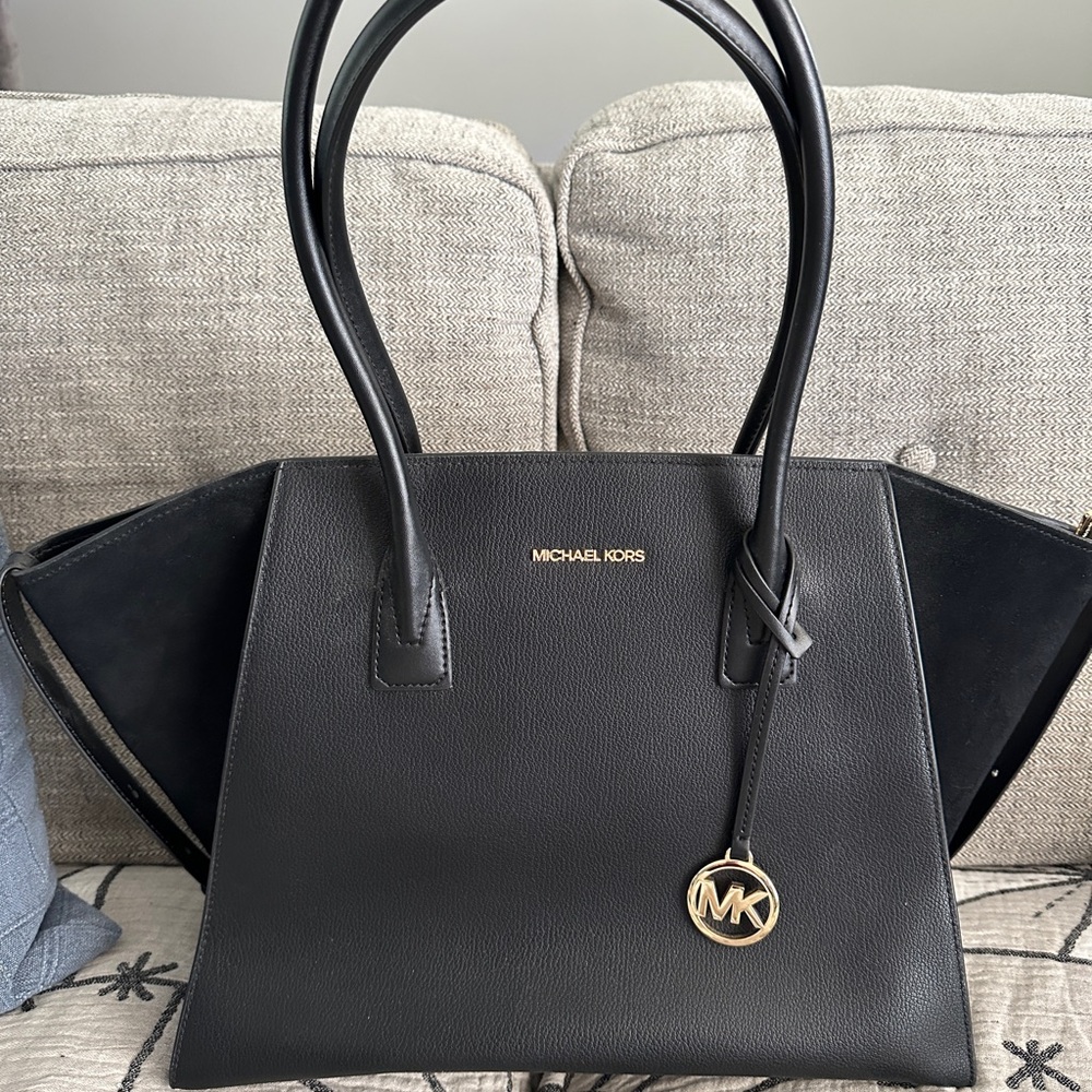 Michael Kors Black Tote purse with velvet on the side. NWT